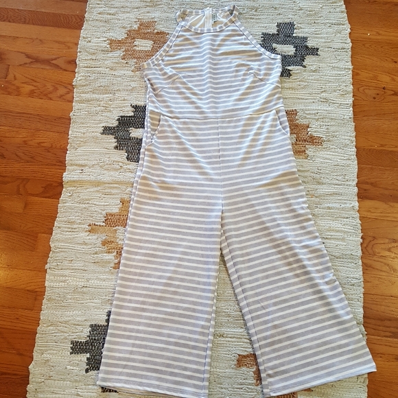 epretty Pants - Epretty Grey w/ White Striped Cropped Jumpsuit XL